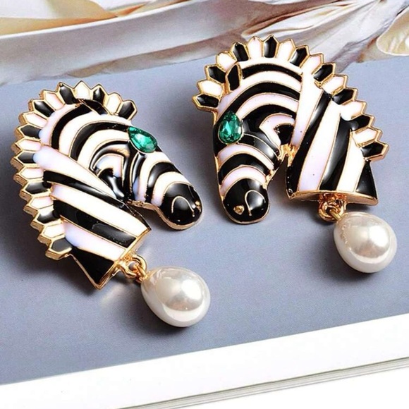 Pearl Drop Zebra Statement Earrings - Picture 2 of 3